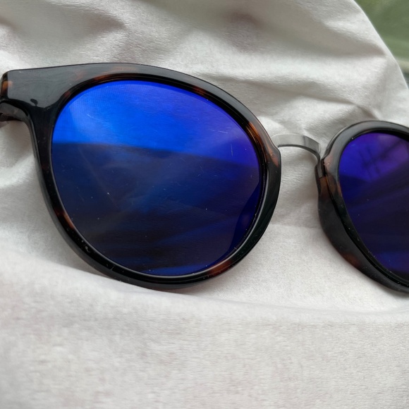 Guess Designer Sunglasses gf0305 - Picture 7 of 7